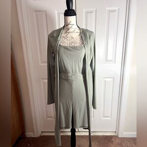 Women’s 3pc soft green duster set , tank and shorts size XL